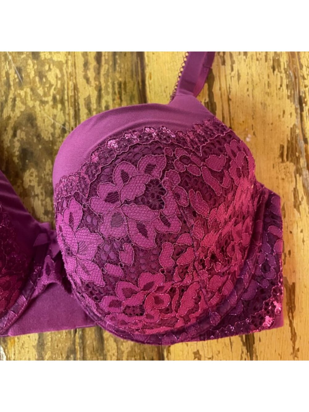 Victoria's Secret Body by Victoria Lined Perfect Coverage Bra Lace Sz 36DD - Picture 3 of 4